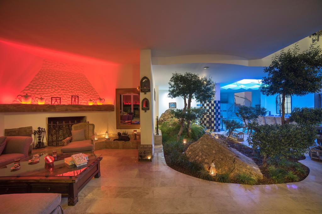 Отель Yalicapkini Boutique 4*
